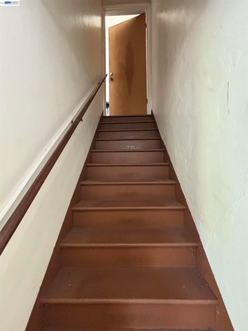 4101 Mountain View Ave, Oakland, CA 94605