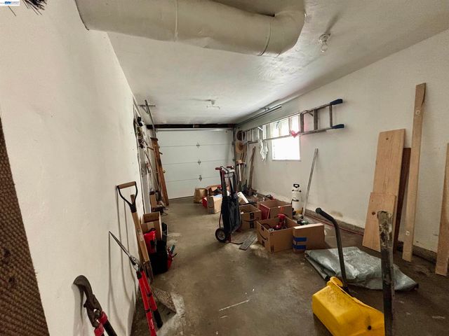 4101 Mountain View Ave, Oakland, CA 94605