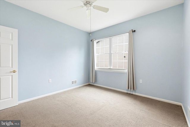 6 VALLEY STREAM PL, Barnegat, NJ 08005