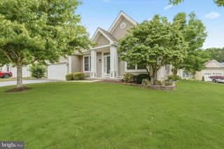 6 VALLEY STREAM PL, Barnegat, NJ 08005