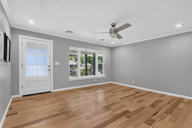 1912 Brighton Avenue, The Village, OK 73120