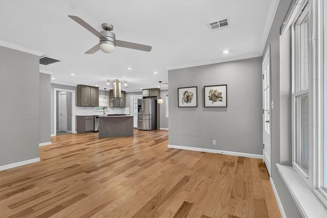 1912 Brighton Avenue, The Village, OK 73120