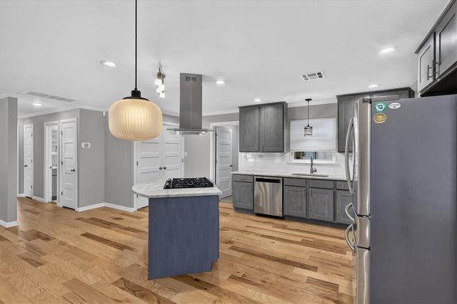 1912 Brighton Avenue, The Village, OK 73120