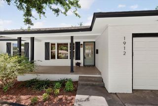 1912 Brighton Avenue, The Village, OK 73120