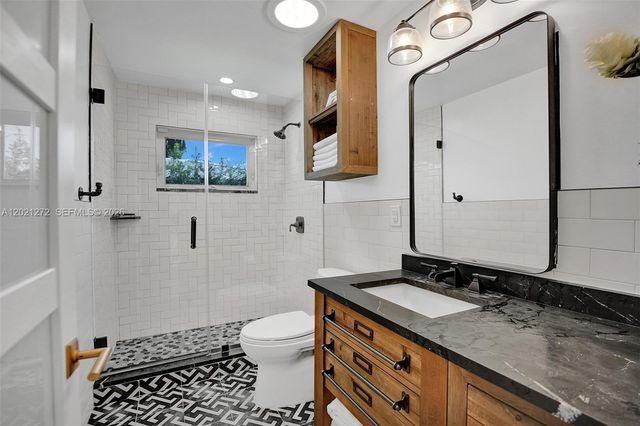 1230 Adams St, Hollywood, FL 33019