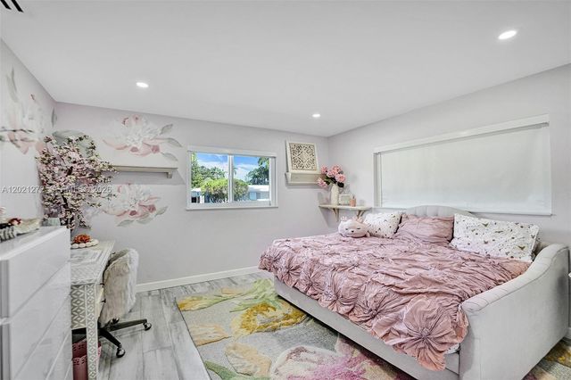 1230 Adams St, Hollywood, FL 33019