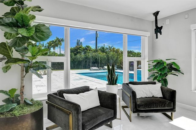 1230 Adams St, Hollywood, FL 33019