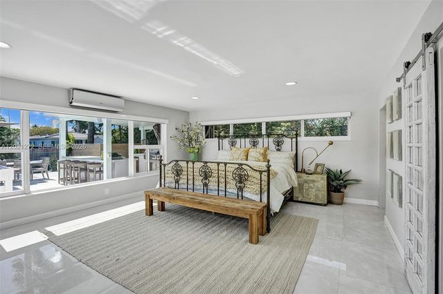 1230 Adams St, Hollywood, FL 33019