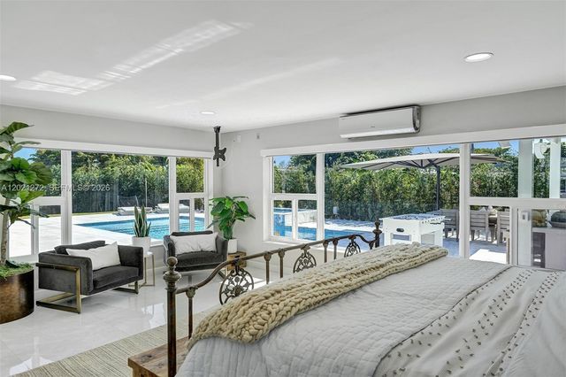 1230 Adams St, Hollywood, FL 33019
