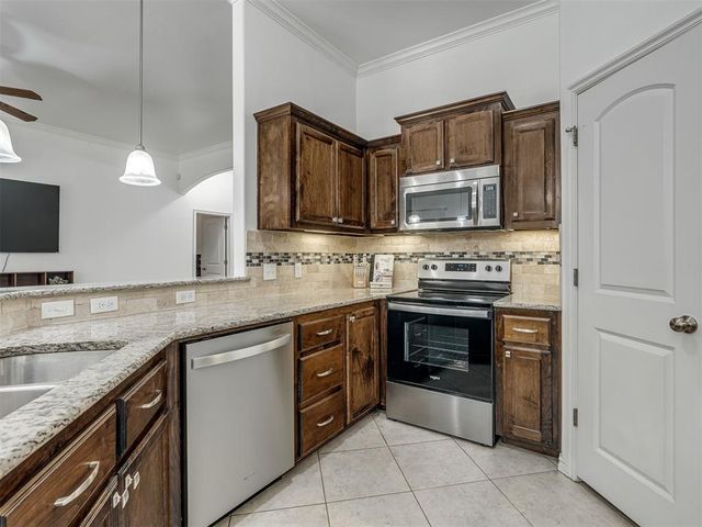 16201 Capulet Drive, Edmond, OK 73013