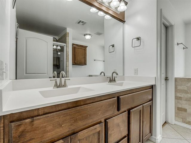 16201 Capulet Drive, Edmond, OK 73013