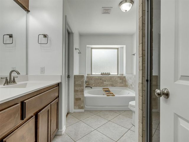 16201 Capulet Drive, Edmond, OK 73013