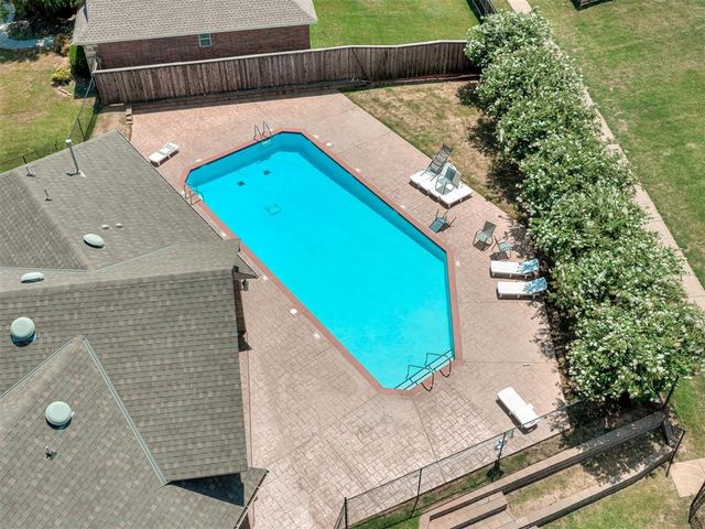 16201 Capulet Drive, Edmond, OK 73013