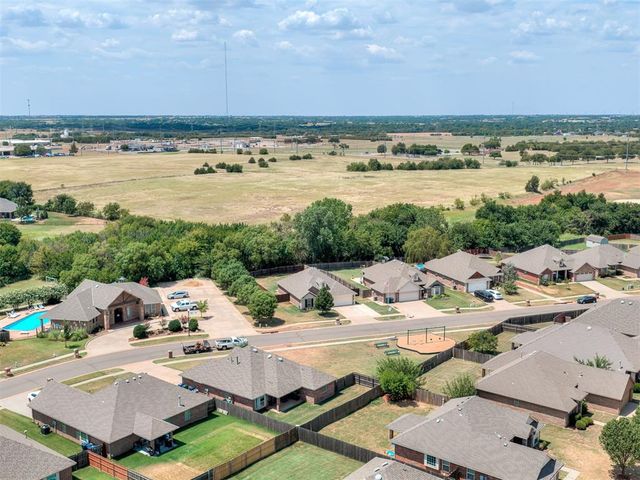 16201 Capulet Drive, Edmond, OK 73013