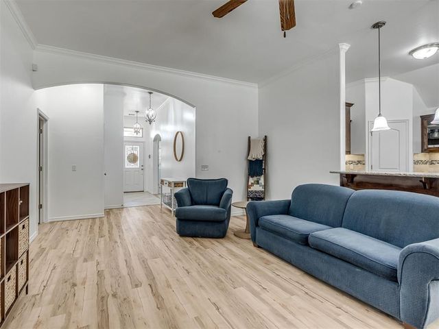 16201 Capulet Drive, Edmond, OK 73013