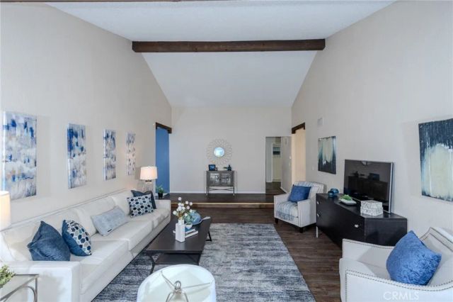 2096 W Ontario, Corona, CA 92882