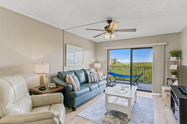 19451 GULF BOULEVARD 203, Indian Shores, FL 33785