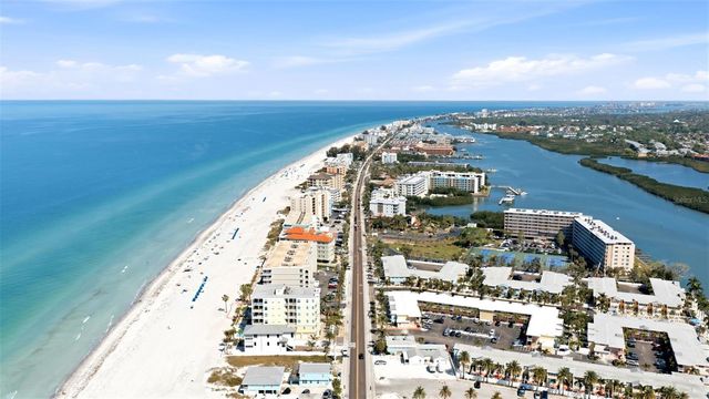 19451 GULF BOULEVARD 203, Indian Shores, FL 33785
