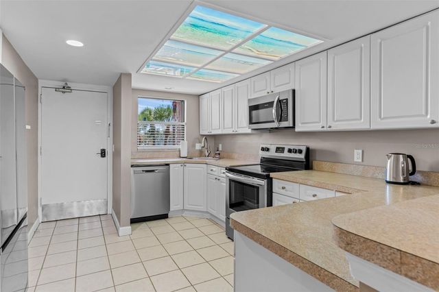 19451 GULF BOULEVARD 203, Indian Shores, FL 33785