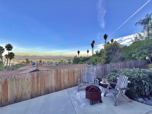 1623 Swallow Dr, El Cajon, CA 92020