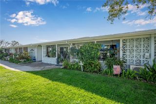 1301 Skokie Road NE 27H, Seal Beach, CA 90740