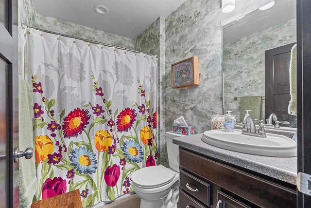 N2334 HEAVENLY DRIVE, Greenville, WI 54942