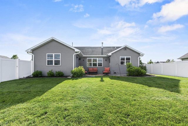 N2334 HEAVENLY DRIVE, Greenville, WI 54942