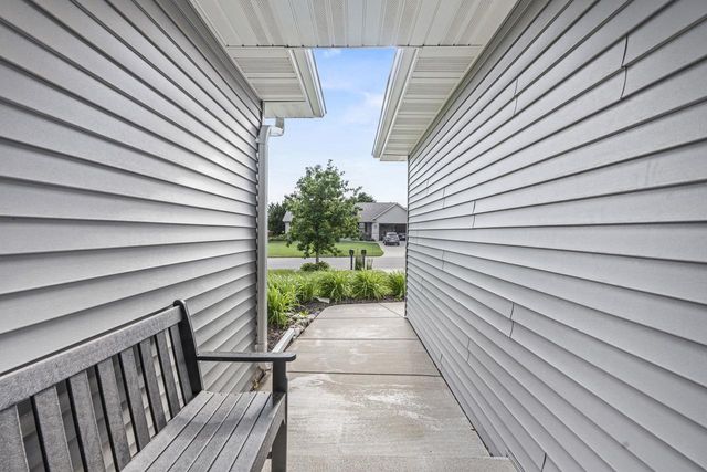 N2334 HEAVENLY DRIVE, Greenville, WI 54942