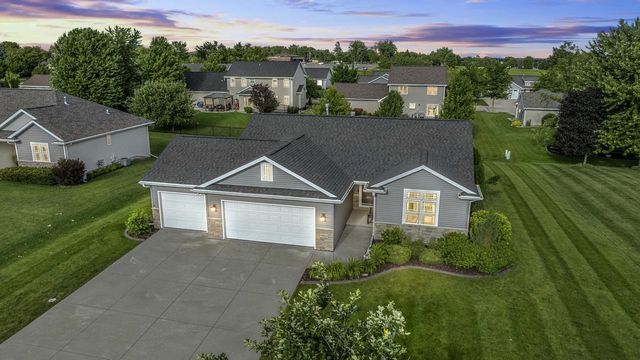 N2334 HEAVENLY DRIVE, Greenville, WI 54942