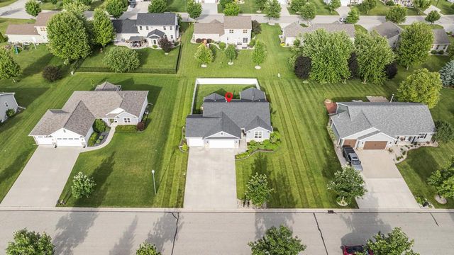 N2334 HEAVENLY DRIVE, Greenville, WI 54942