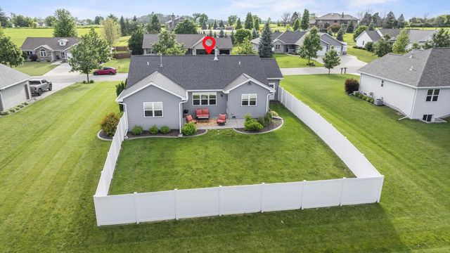N2334 HEAVENLY DRIVE, Greenville, WI 54942