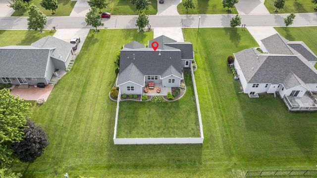 N2334 HEAVENLY DRIVE, Greenville, WI 54942