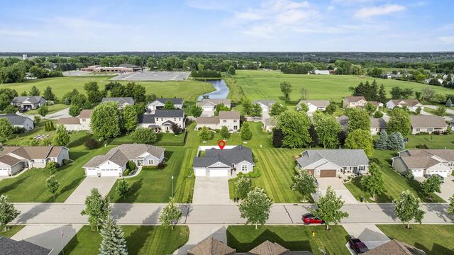 N2334 HEAVENLY DRIVE, Greenville, WI 54942