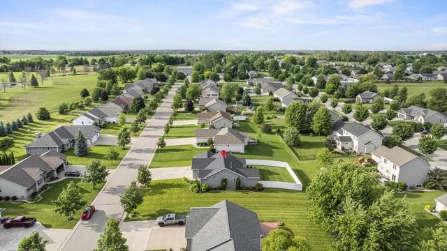 N2334 HEAVENLY DRIVE, Greenville, WI 54942