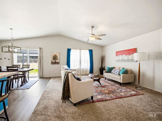 17546 N Newdale Ave, Nampa, ID 83687