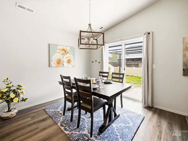 17546 N Newdale Ave, Nampa, ID 83687