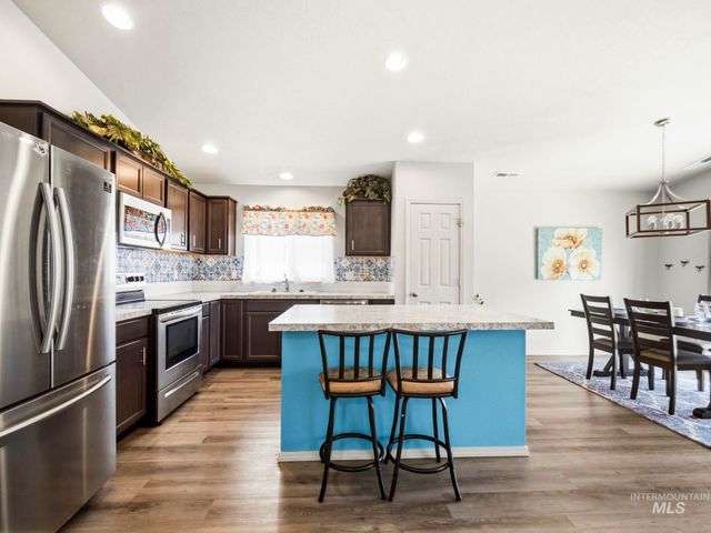 17546 N Newdale Ave, Nampa, ID 83687