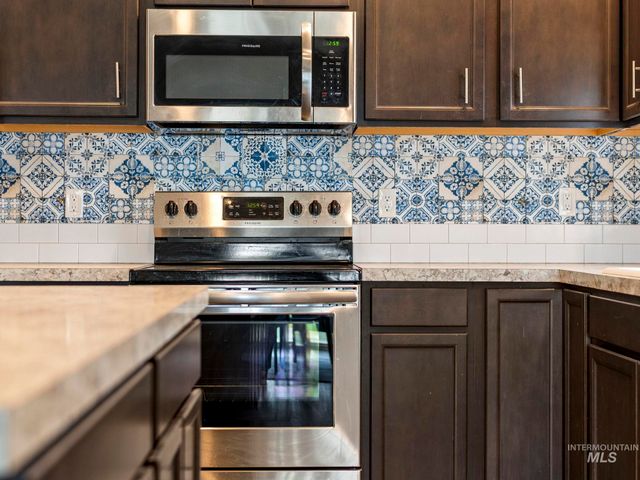 17546 N Newdale Ave, Nampa, ID 83687