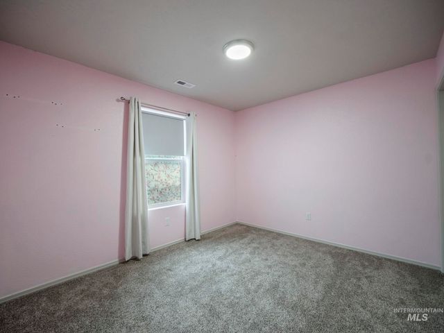 17546 N Newdale Ave, Nampa, ID 83687