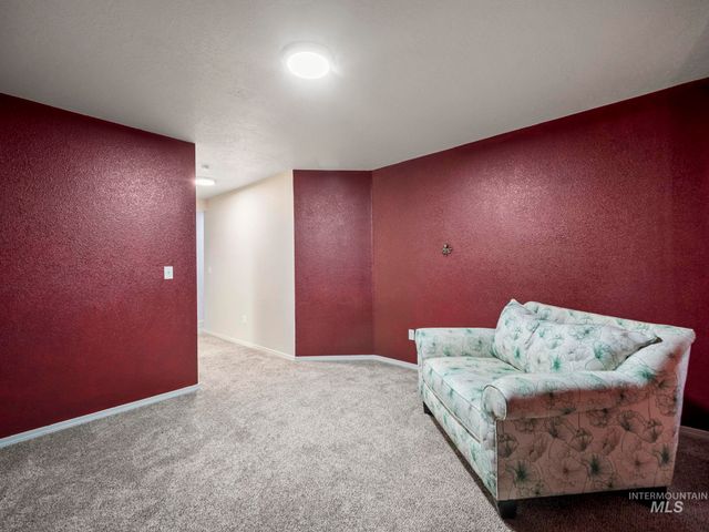 17546 N Newdale Ave, Nampa, ID 83687