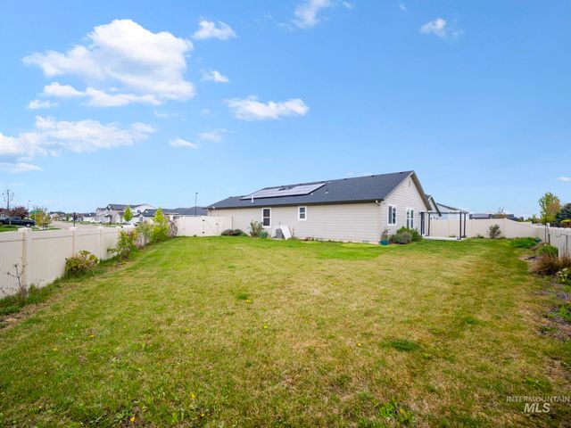 17546 N Newdale Ave, Nampa, ID 83687