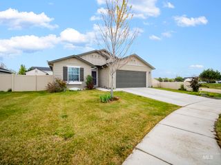 17546 N Newdale Ave, Nampa, ID 83687