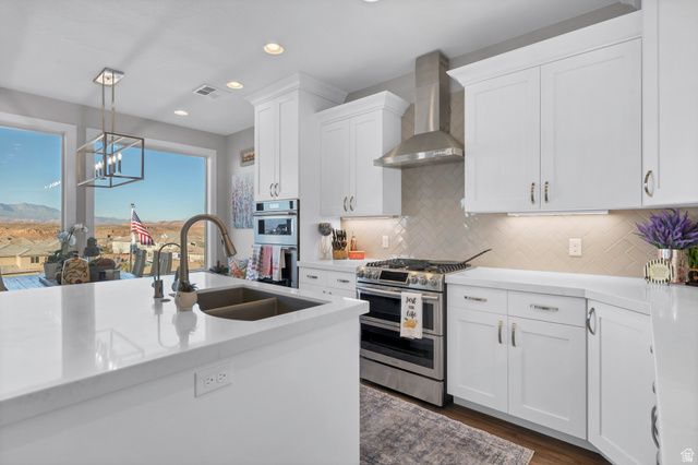 3461 E BARREL ROLL DR, St. George, UT 84790