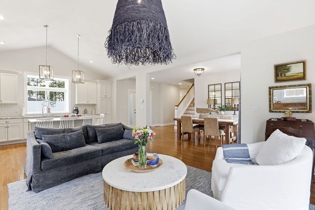 88 White Clover Trl, Plymouth, MA 02360