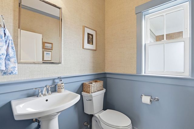 88 White Clover Trl, Plymouth, MA 02360