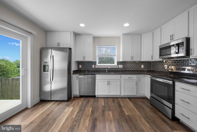 5707 LOWELL ST, Brooklyn, MD 21225