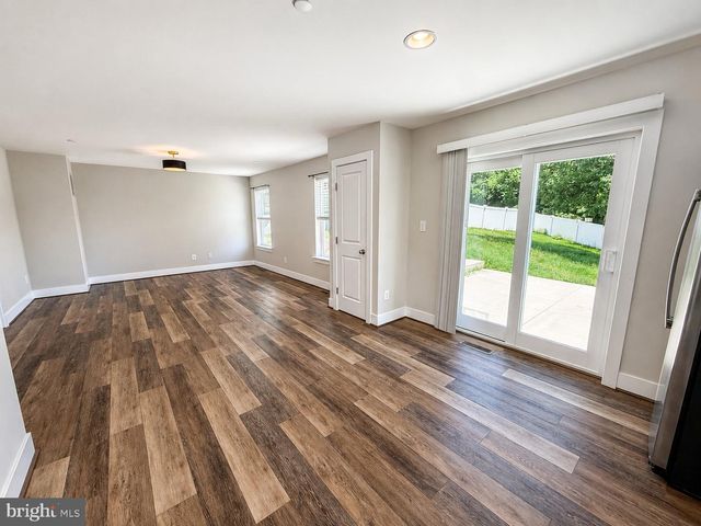 5707 LOWELL ST, Brooklyn, MD 21225