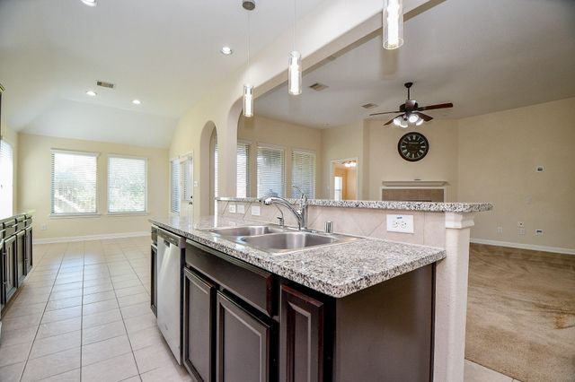 8223 Summer Lake Pass Lane, Richmond, TX 77469