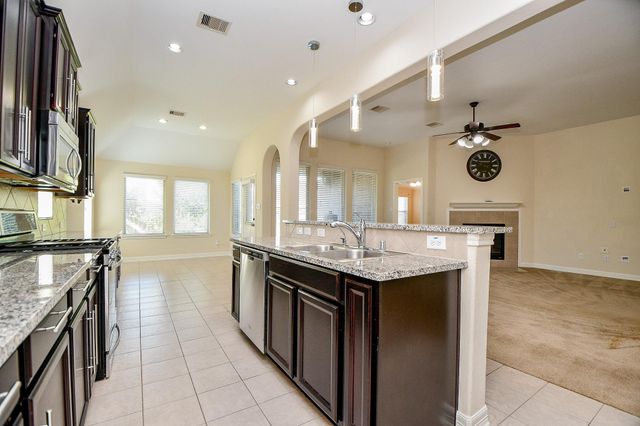 8223 Summer Lake Pass Lane, Richmond, TX 77469