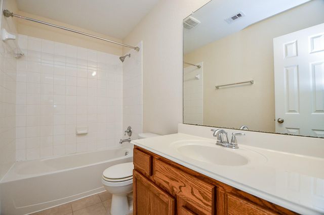 8223 Summer Lake Pass Lane, Richmond, TX 77469